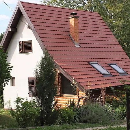 Carobna Suma *** Villa Karlovac Exterior photo